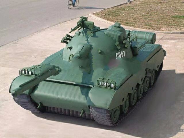 兴宁小型军事坦克