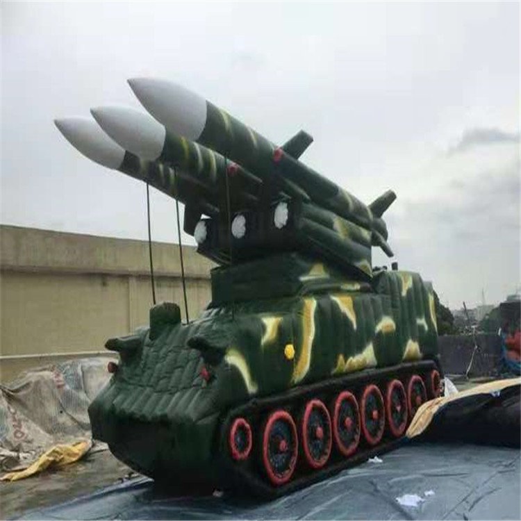兴宁火箭导弹车